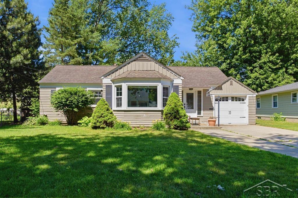 1405 Helen Street Bay City, MI 48708 - Photo 1 of 20