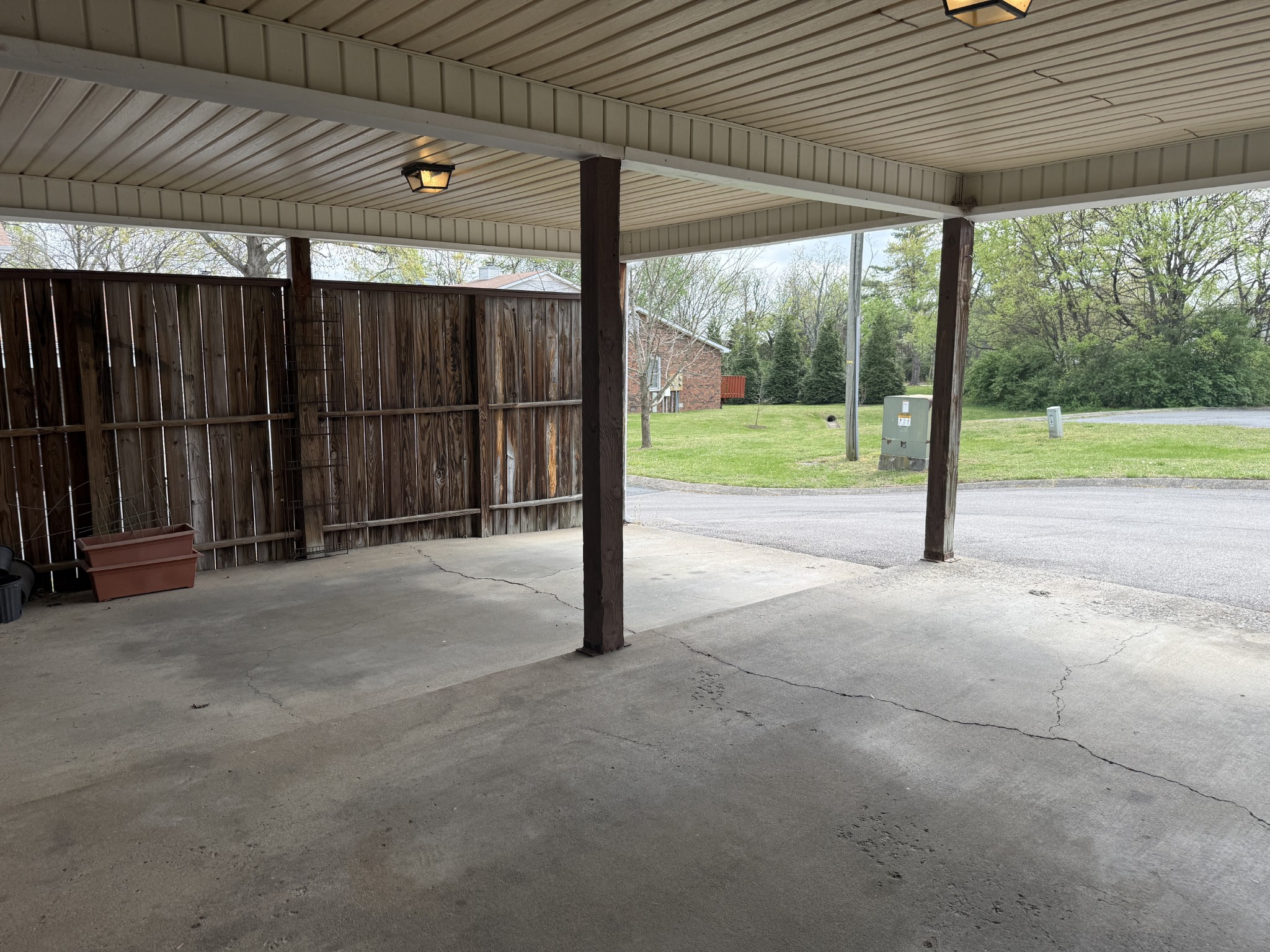 1532 Lewis Road Madison, TN 37115 - Photo 8 of 9 a view of a backyard of the house