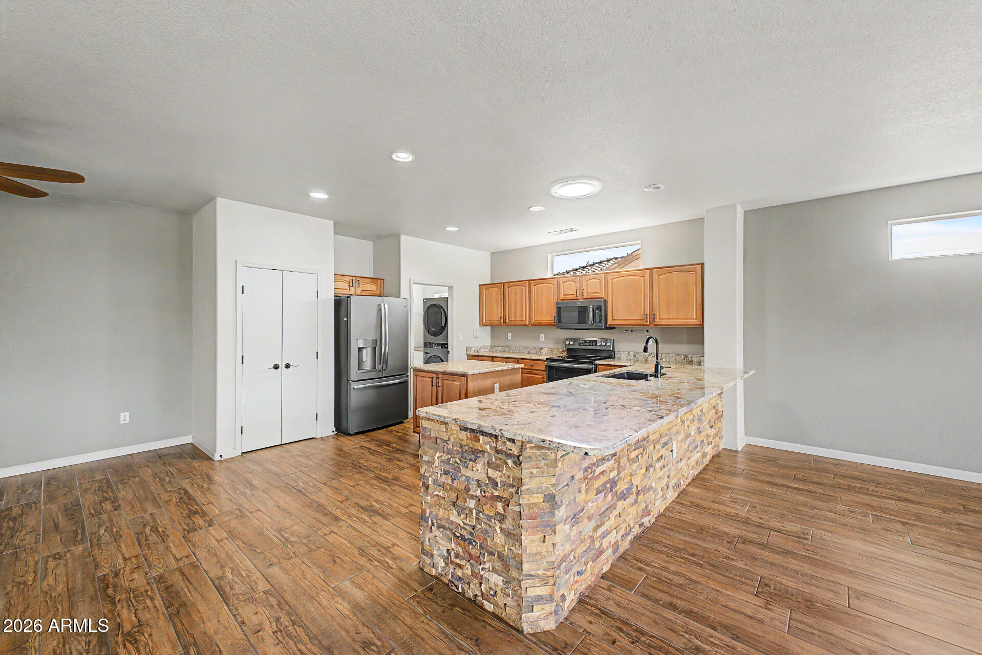 15764 West Spring Tree Way Surprise, AZ 85374 - Photo 10 of 36