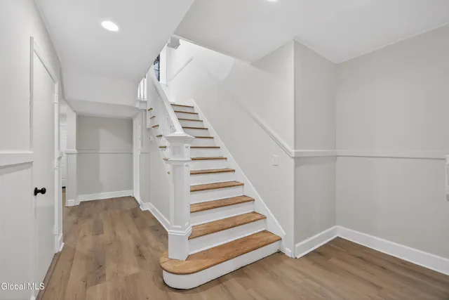 $399,800 | 901 Bedford Road, Schenectady, NY 12308