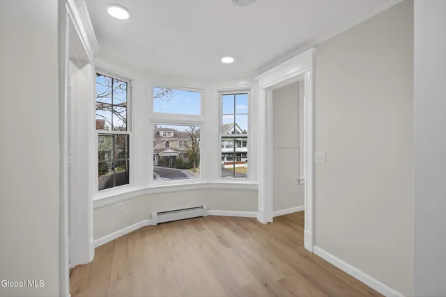 $399,800 | 901 Bedford Road, Schenectady, NY 12308