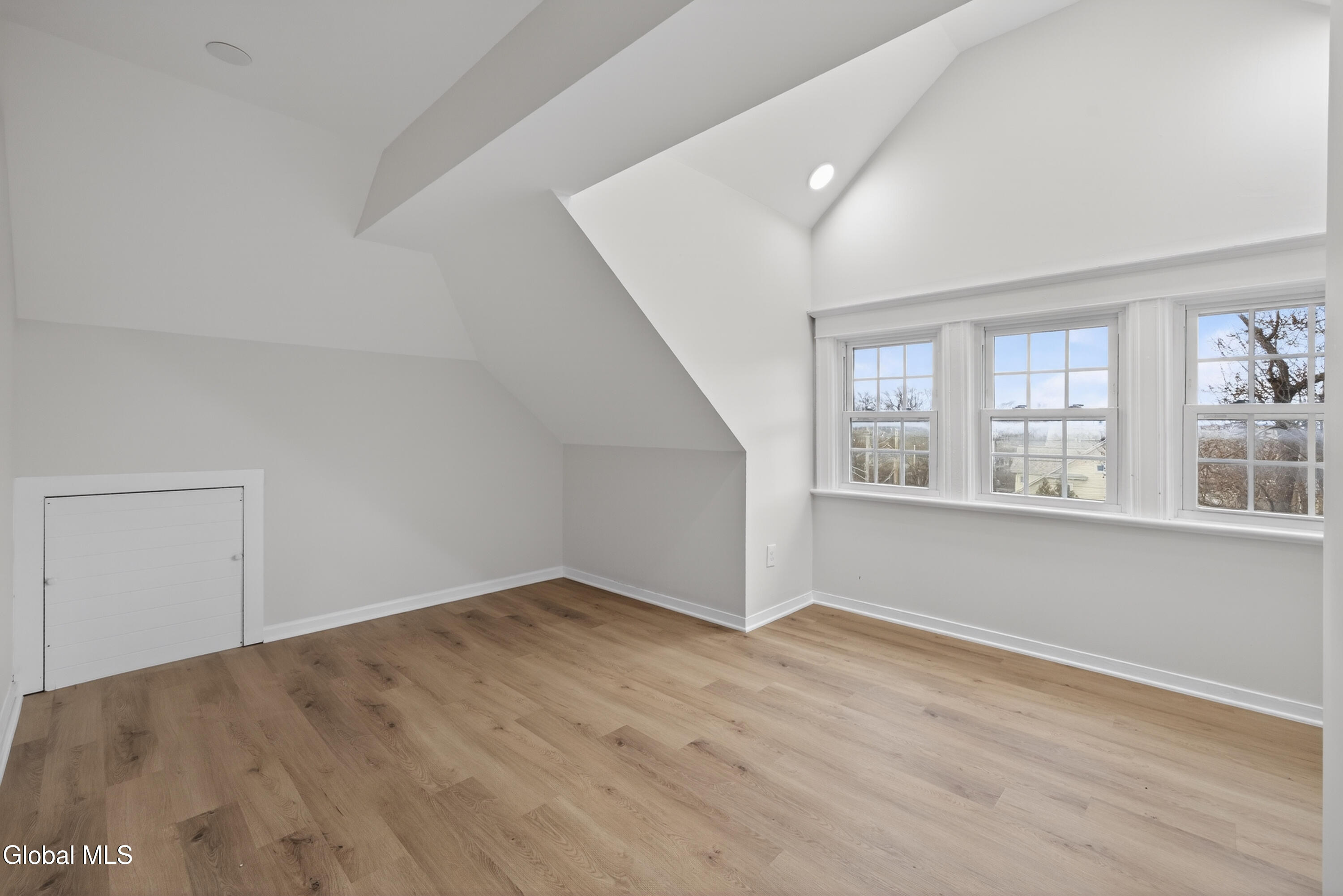 901 Bedford Road Schenectady, NY 12308 - Photo 48 of 52 1 (49)