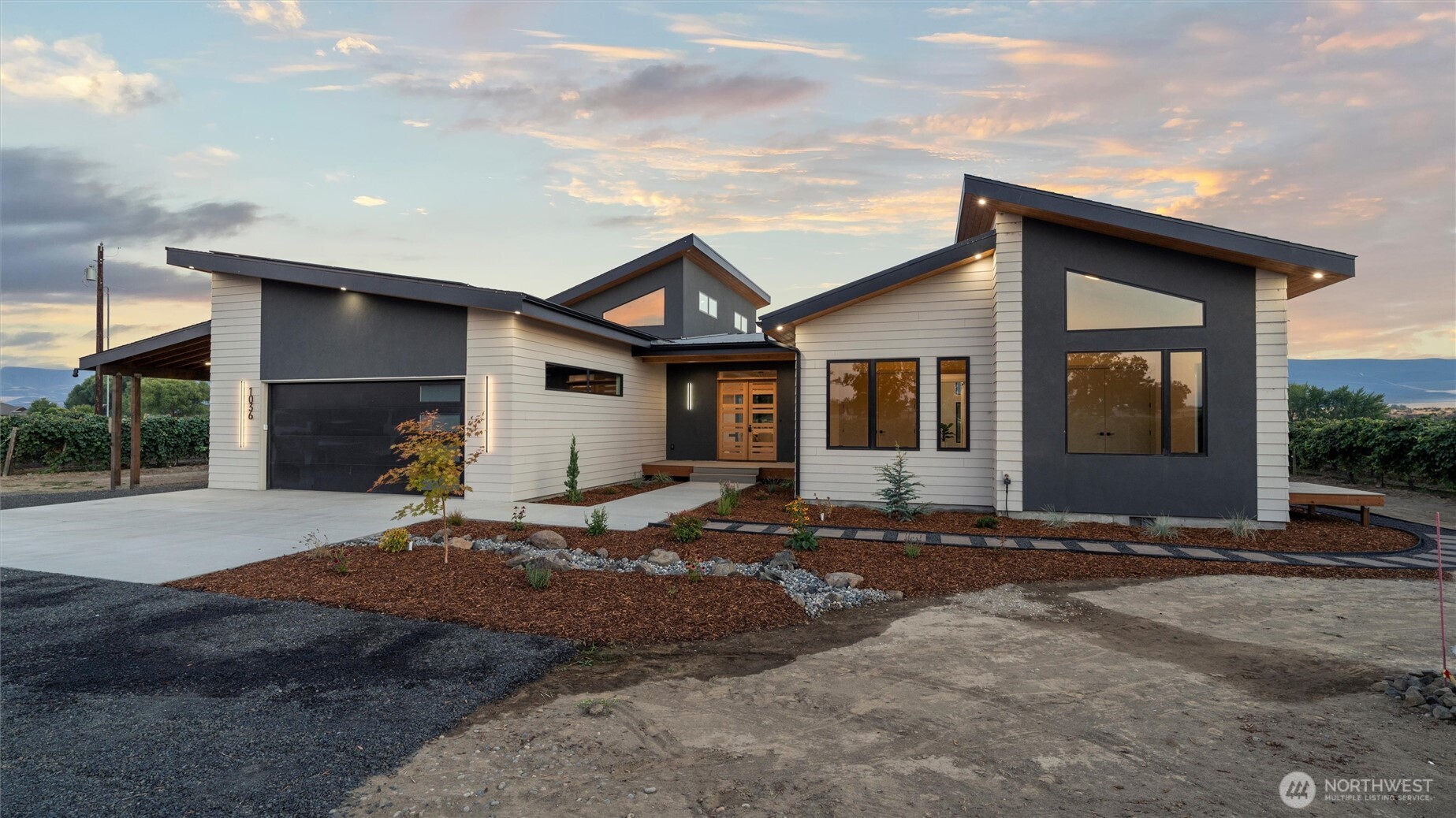 1036 Lower County Line Road Prosser, WA 99350 - Photo 3 of 40 Gallery Image 3