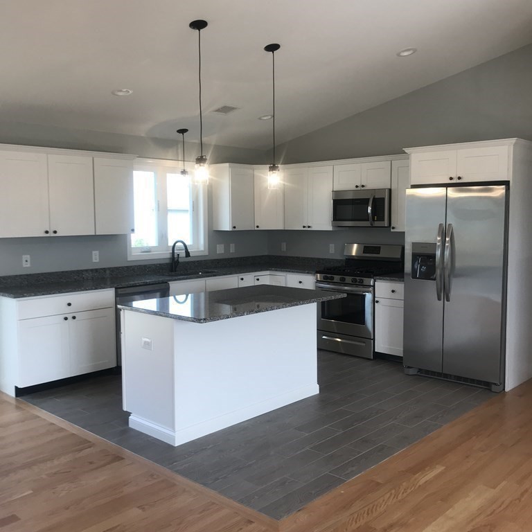 25 Pulaski Street Fall River, MA 02721 - Photo 7 of 17