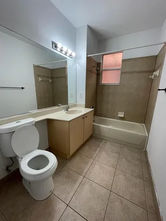 $2,099 | 3549 Forest Hill Boulevard, Unit 19, Palm Springs, FL 33406