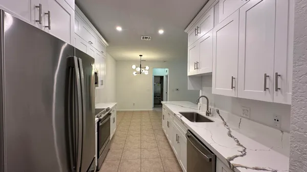 $2,099 | 3549 Forest Hill Boulevard, Unit 19, Palm Springs, FL 33406