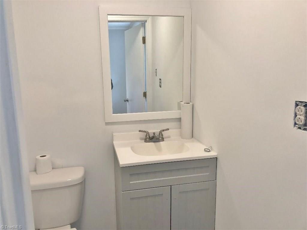 3704 Hobson Road East Bend, NC 27018 - Photo 13 of 14 Gallery Image 13