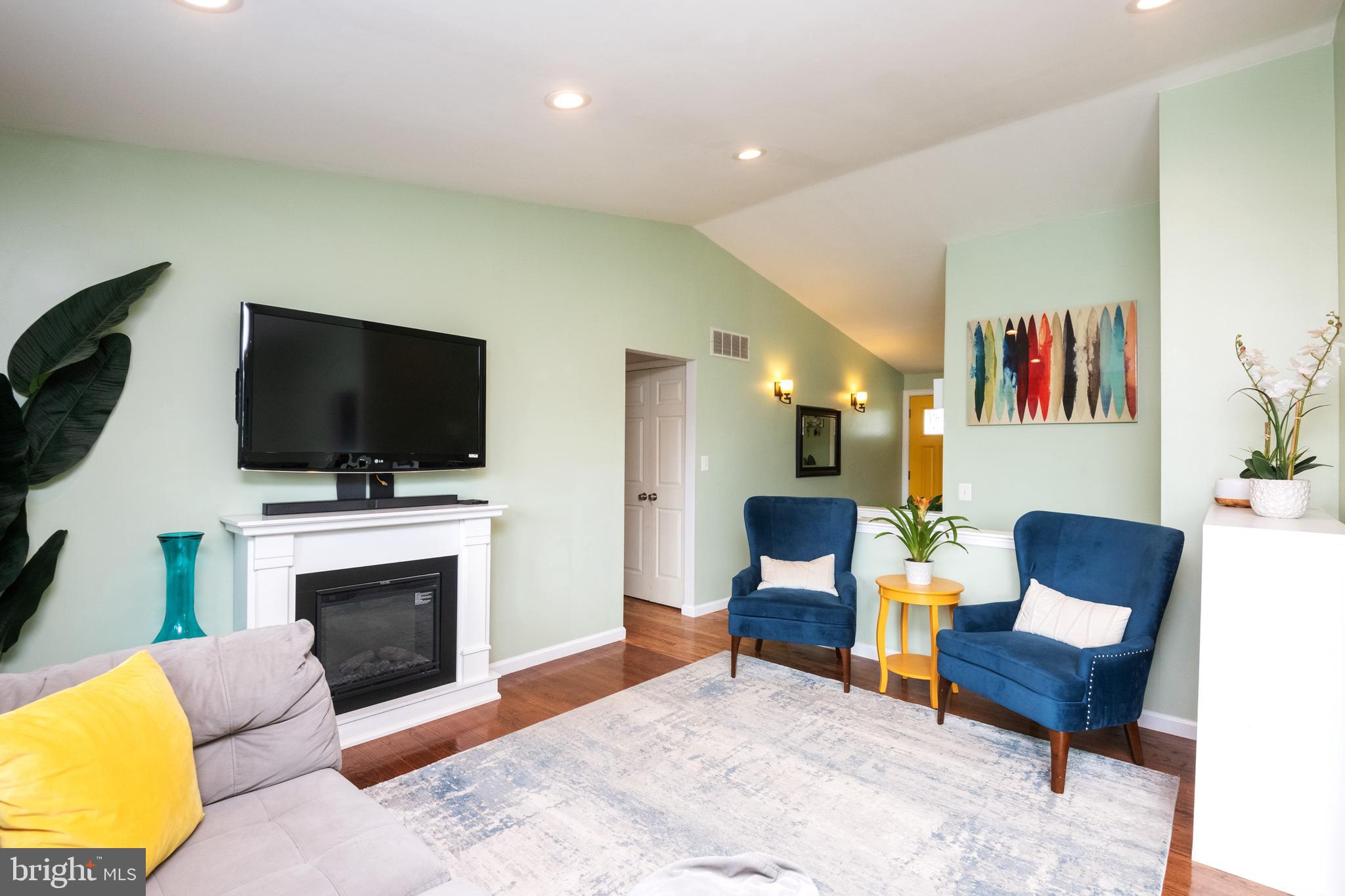 8229 Scotts Level Road Baltimore, MD 21208 - Photo 11 of 65