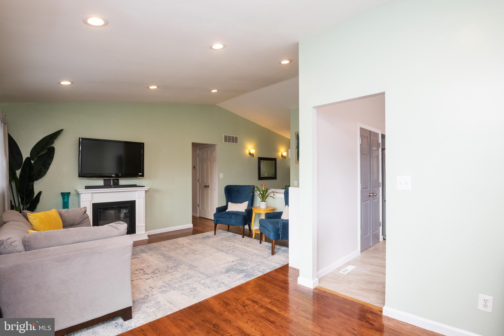 8229 Scotts Level Road Baltimore, MD 21208 - Photo 13 of 65