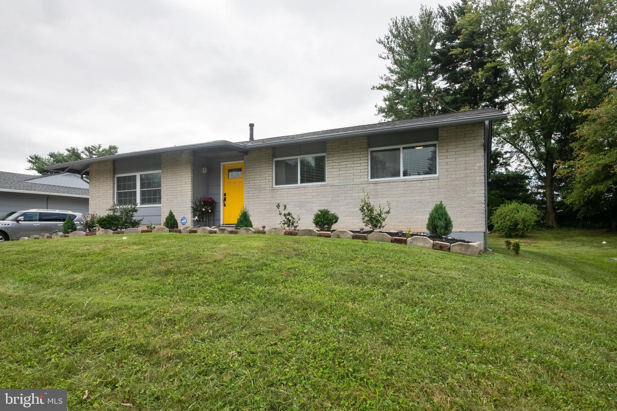 8229 Scotts Level Road Baltimore, MD 21208 - Photo 3 of 65
