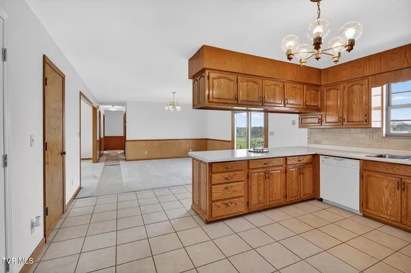 $519,900 | 4930 Highway 107 Cutoff, Greeneville, TN 37743