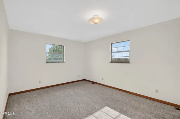 $519,900 | 4930 Highway 107 Cutoff, Greeneville, TN 37743