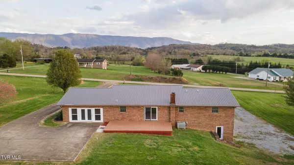 $519,900 | 4930 Highway 107 Cutoff, Greeneville, TN 37743