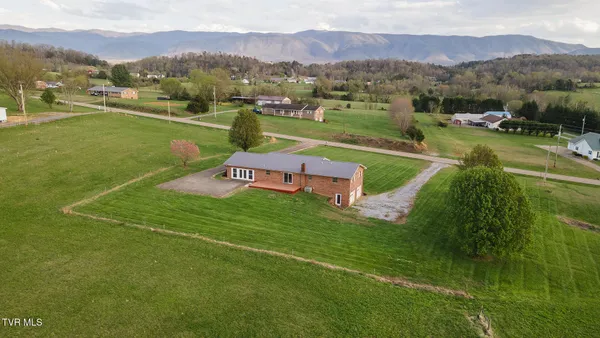 $519,900 | 4930 Highway 107 Cutoff, Greeneville, TN 37743