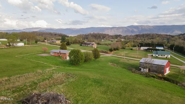 $519,900 | 4930 Highway 107 Cutoff, Greeneville, TN 37743