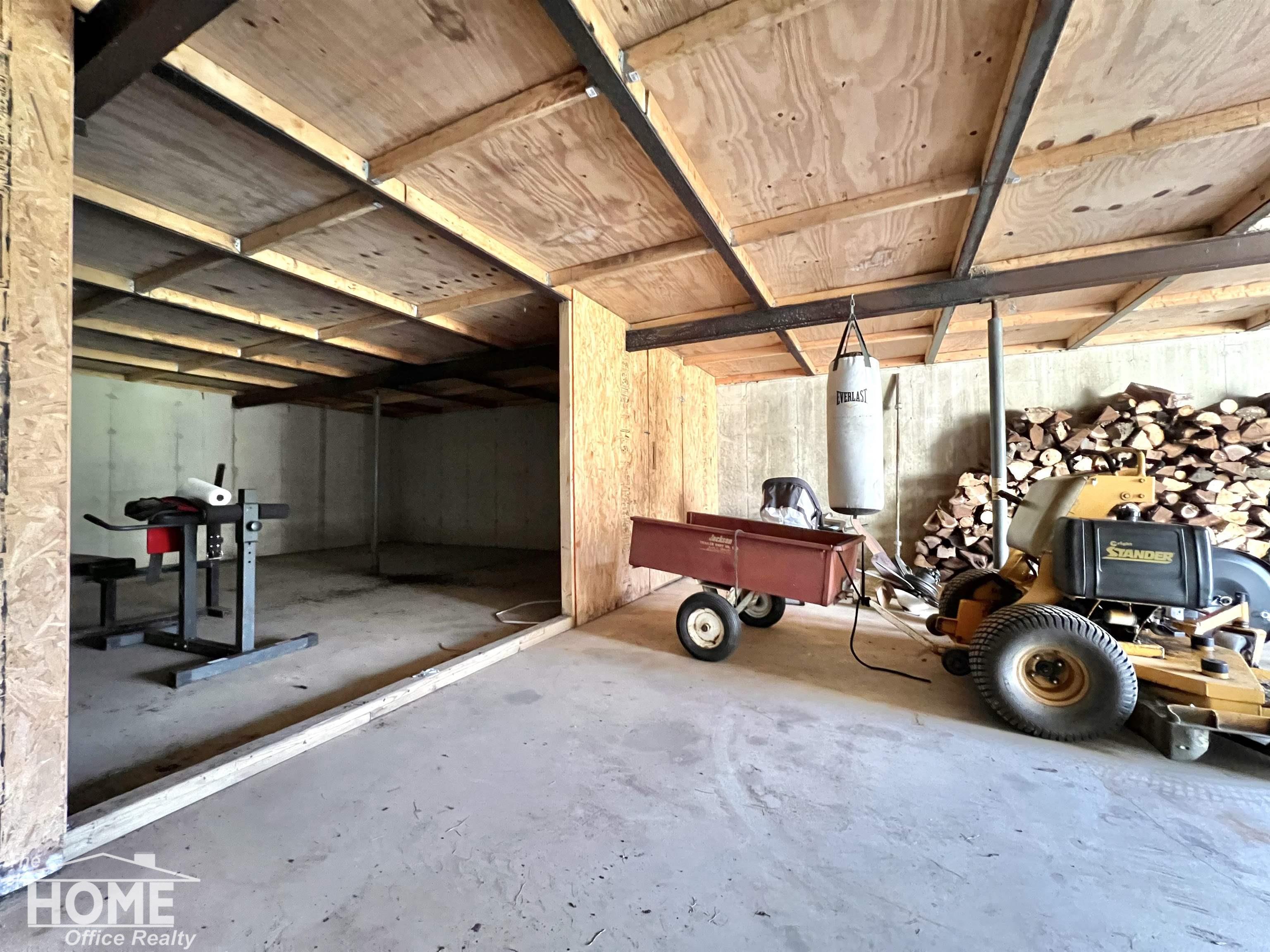 660 Busha Road Owosso, MI 48867 - Photo 52 of 99 50130580-47cbb9c0-27a1-473c-b8aa-d8920bc2632a.JPG