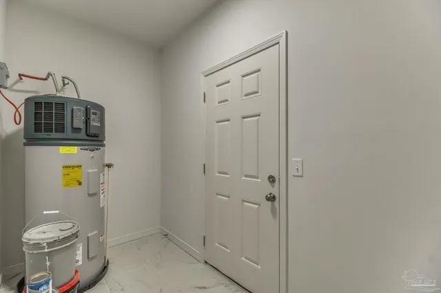 $238,000 | 1000 West Yonge Street, Pensacola, FL 32501