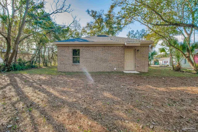 $238,000 | 1000 West Yonge Street, Pensacola, FL 32501