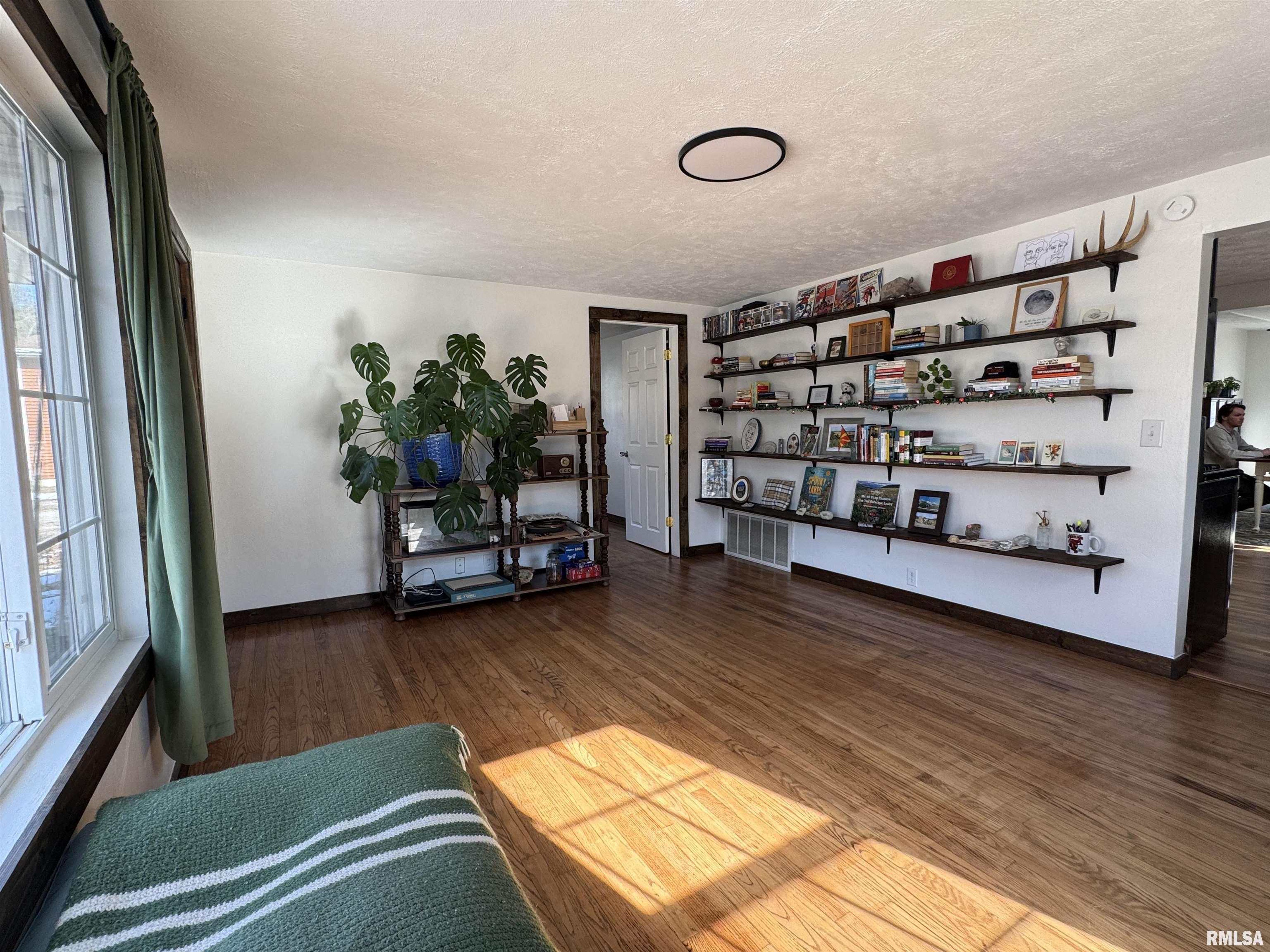 4140 Selfick Lane Springfield, IL 62702 - Photo 15 of 65