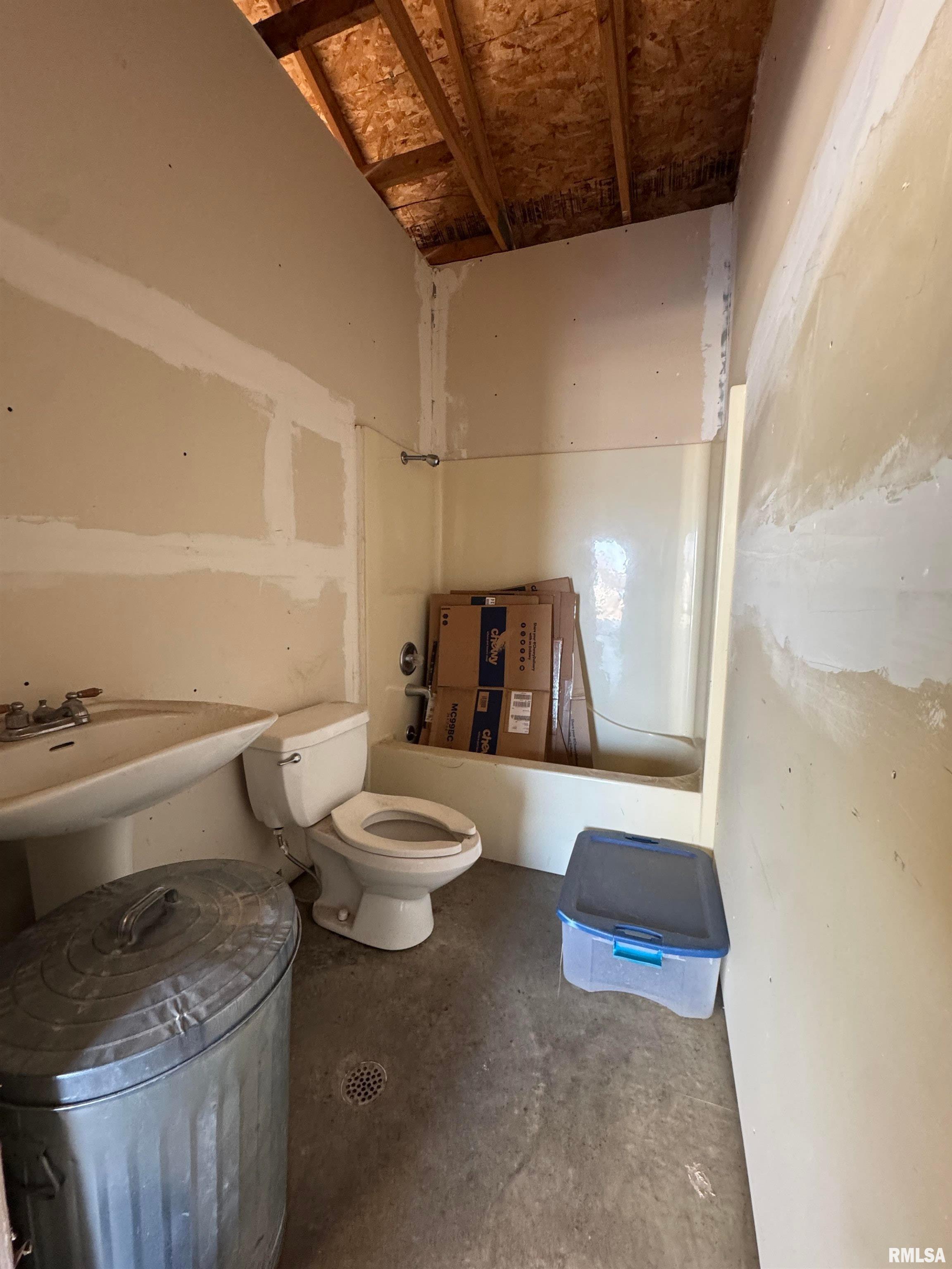 4140 Selfick Lane Springfield, IL 62702 - Photo 60 of 65