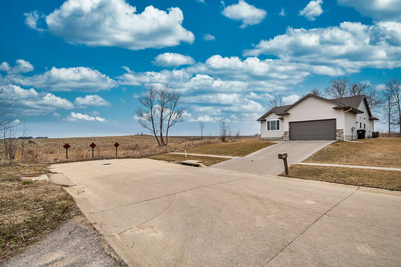 5806 Ruhd Street Southwest Cedar Rapids, IA 52404 - Photo 18 of 20 Gallery Image 18