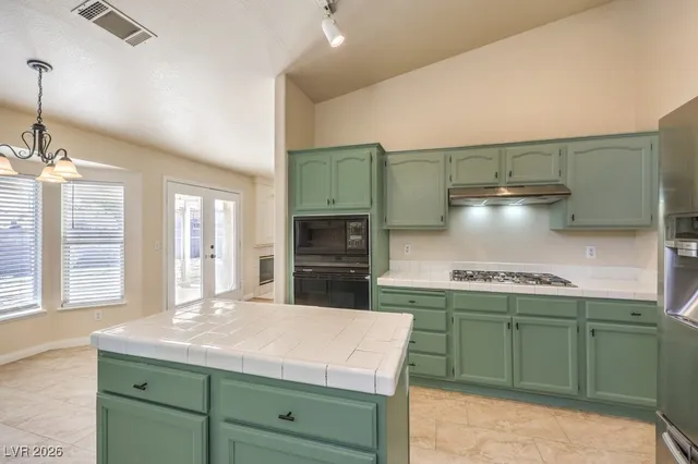 $2,495 | 657 Canyon Crest Drive, Las Vegas, NV 89123