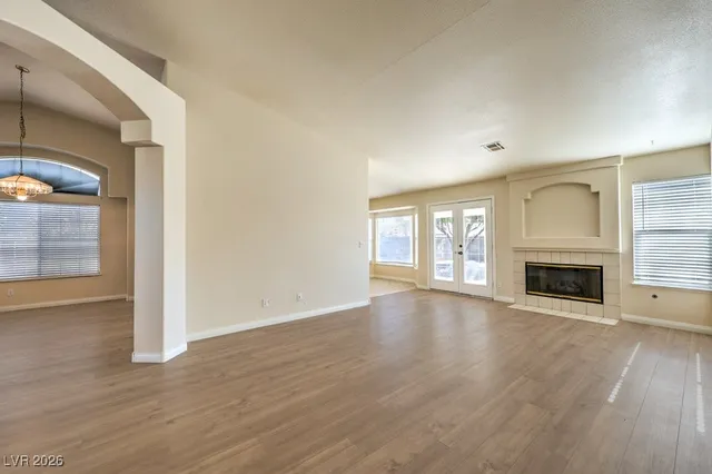 $2,495 | 657 Canyon Crest Drive, Las Vegas, NV 89123