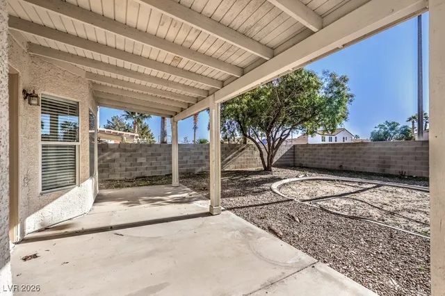 $2,495 | 657 Canyon Crest Drive, Las Vegas, NV 89123