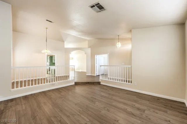 $2,495 | 657 Canyon Crest Drive, Las Vegas, NV 89123