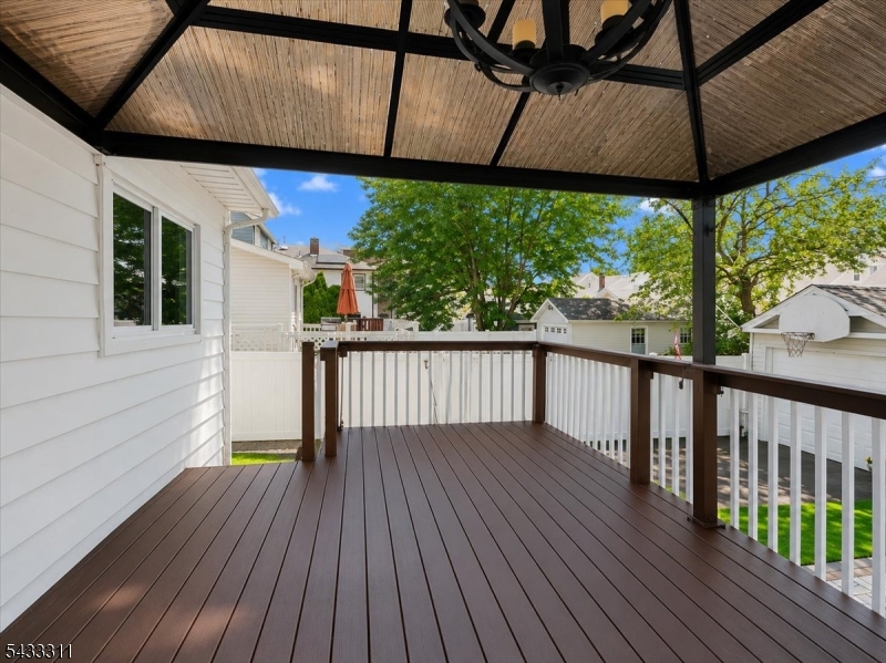 175 Colonial Road West Union, NJ 07083 - Photo 41 of 50