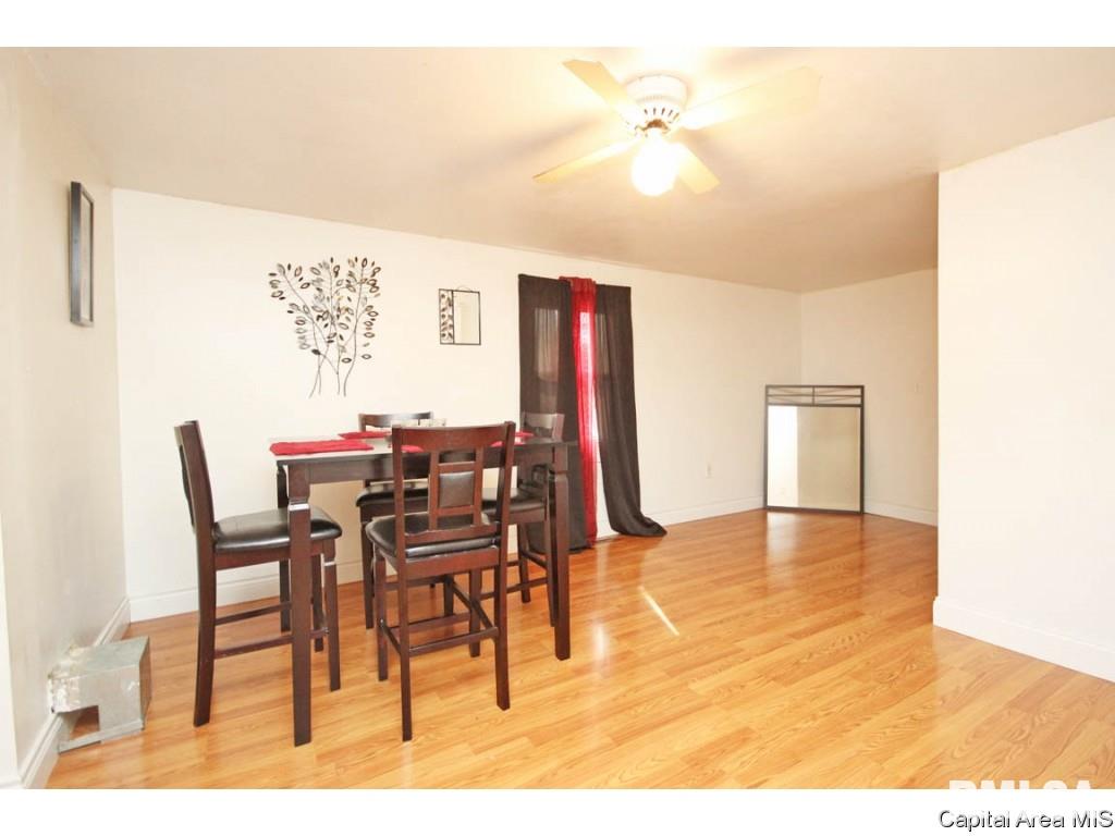 2910 South 13th Street Springfield, IL 62703 - Photo 12 of 25