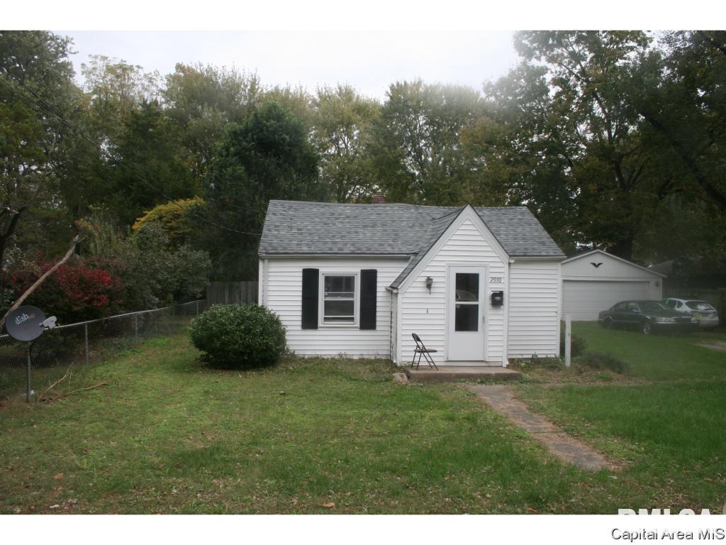 2910 South 13th Street Springfield, IL 62703 - Photo 4 of 25