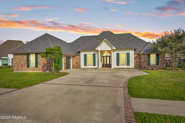 $399,000 | 102 Solano Drive, Lafayette, LA 70503
