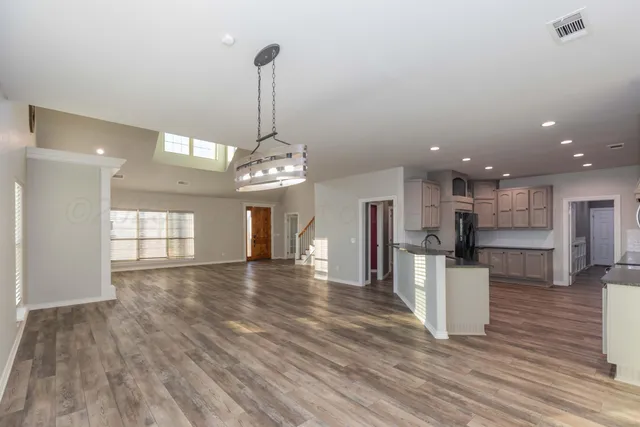 $780,000 | 106 Tangier Avenue, Amarillo, TX 79118