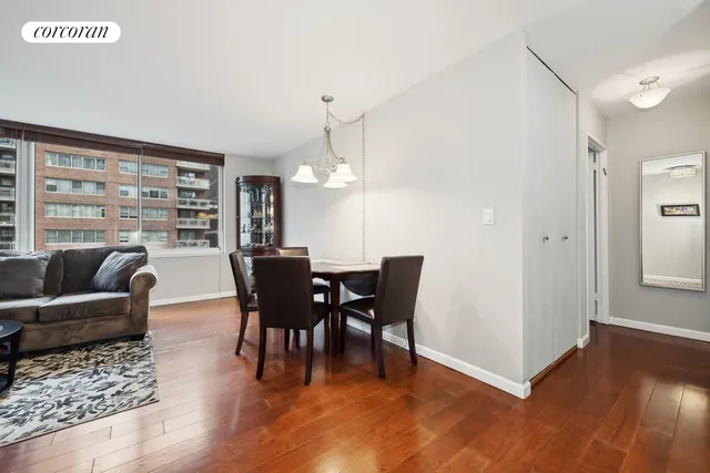 $585,000 | 353 East 72nd Street, Unit 10C | Lenox Hill