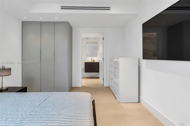 a view of a room with an empty space