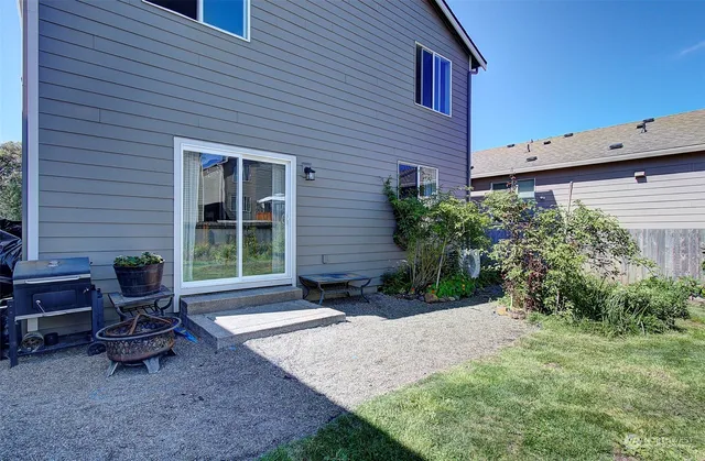 $499,900 | 1303 West 17th Avenue, La Center, WA 98629