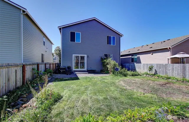 $499,900 | 1303 West 17th Avenue, La Center, WA 98629