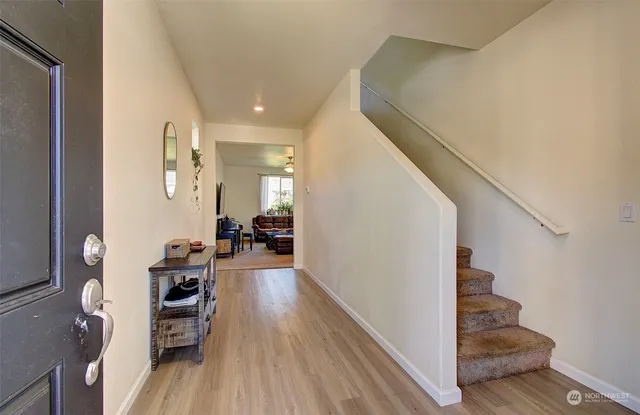 $499,900 | 1303 West 17th Avenue, La Center, WA 98629