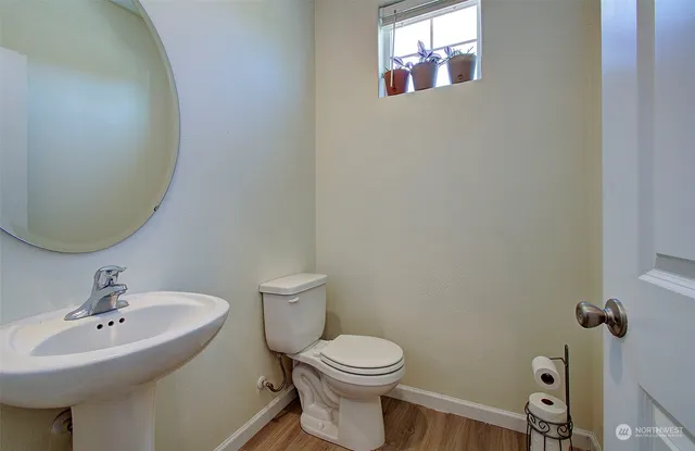 $499,900 | 1303 West 17th Avenue, La Center, WA 98629