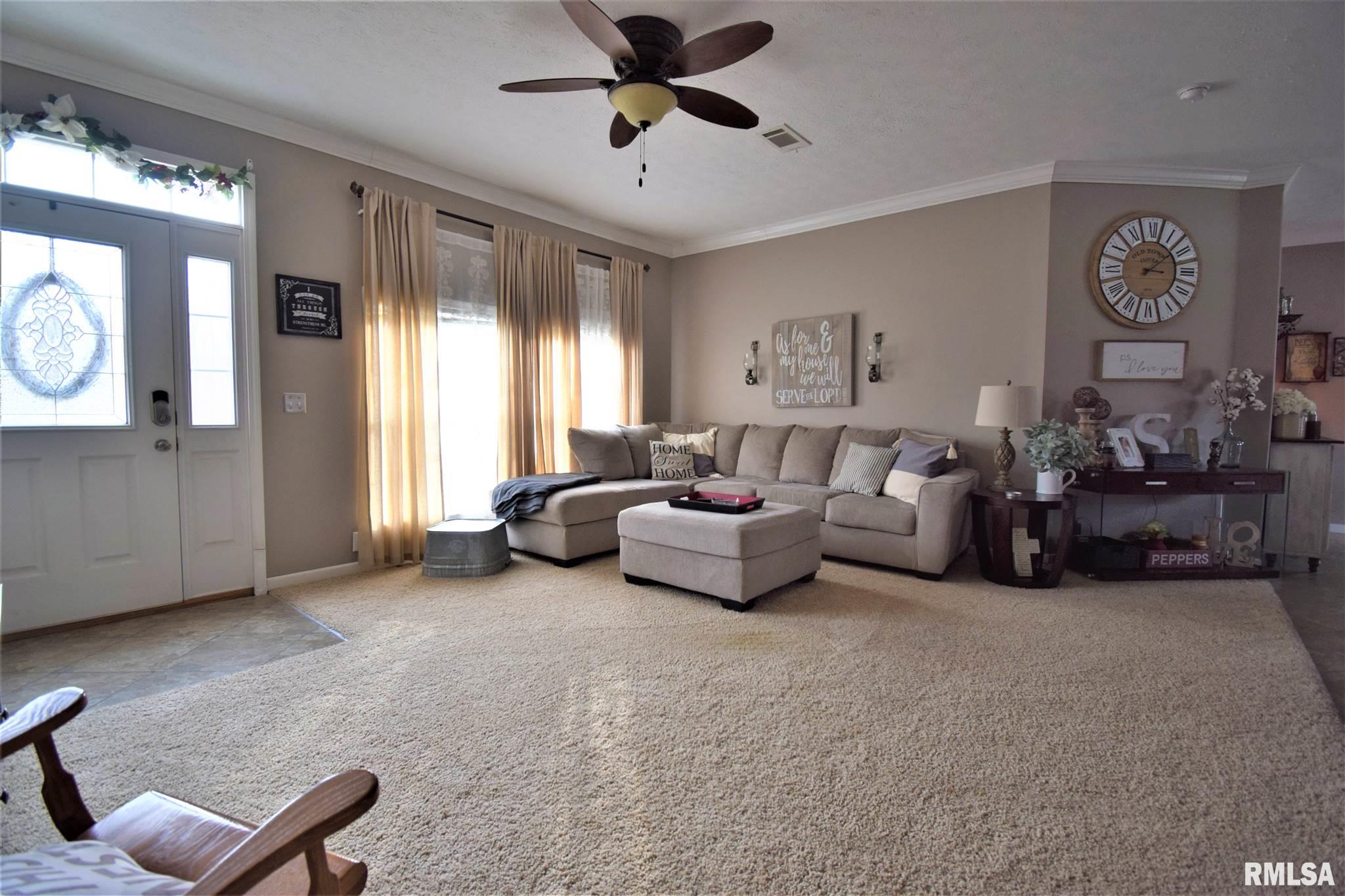 16572 East Knox Road Mount Vernon, IL 62864 - Photo 5 of 31