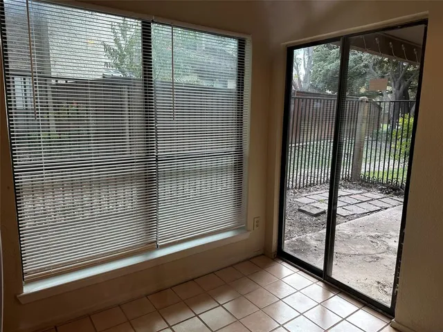 $1,595 | 336 Melrose Drive, Unit 7B, Richardson, TX 75080
