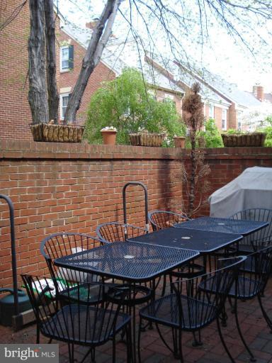 1213 Portner Road Alexandria, VA 22314 - Photo 11 of 12 Patio 2