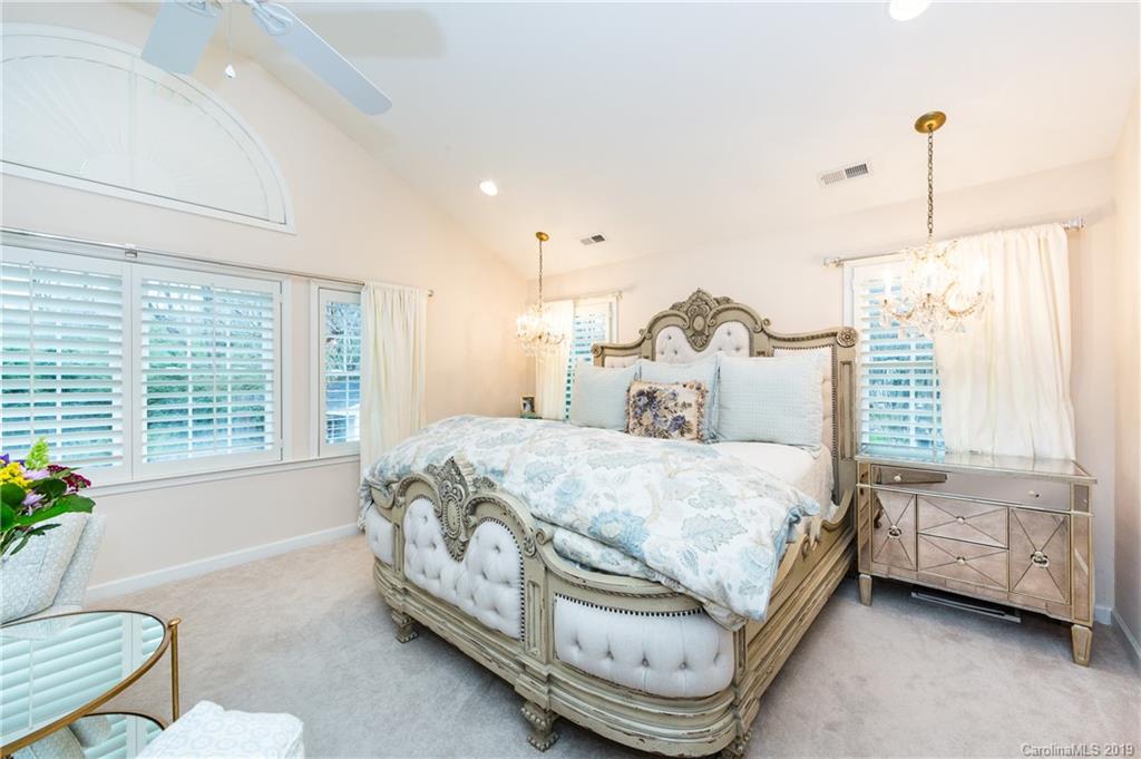 3516 Chevington Road Charlotte, NC 28226 - Photo 18 of 35 Gallery Image 18