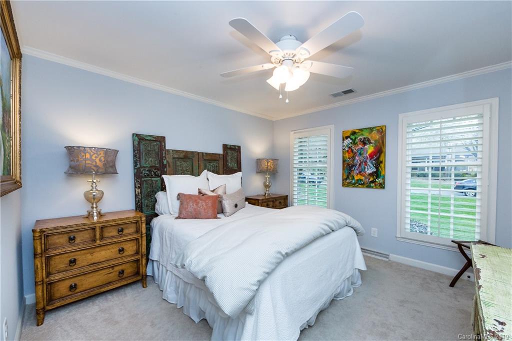 3516 Chevington Road Charlotte, NC 28226 - Photo 25 of 35 Gallery Image 25