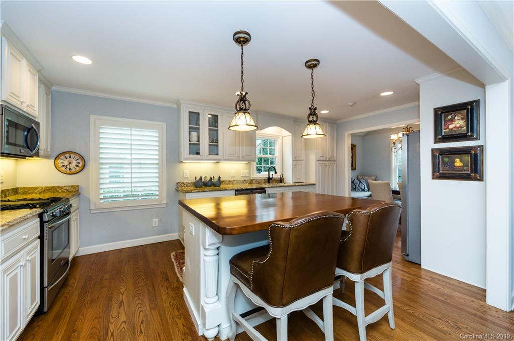 3516 Chevington Road Charlotte, NC 28226 - Photo 8 of 35 Gallery Image 8