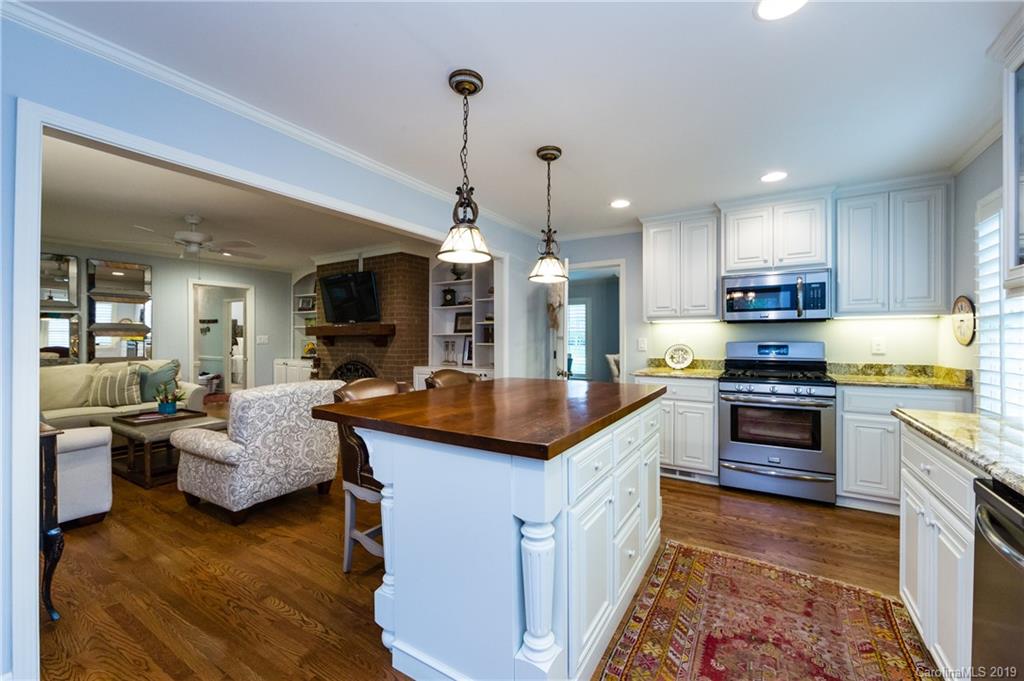 3516 Chevington Road Charlotte, NC 28226 - Photo 9 of 35 Gallery Image 9
