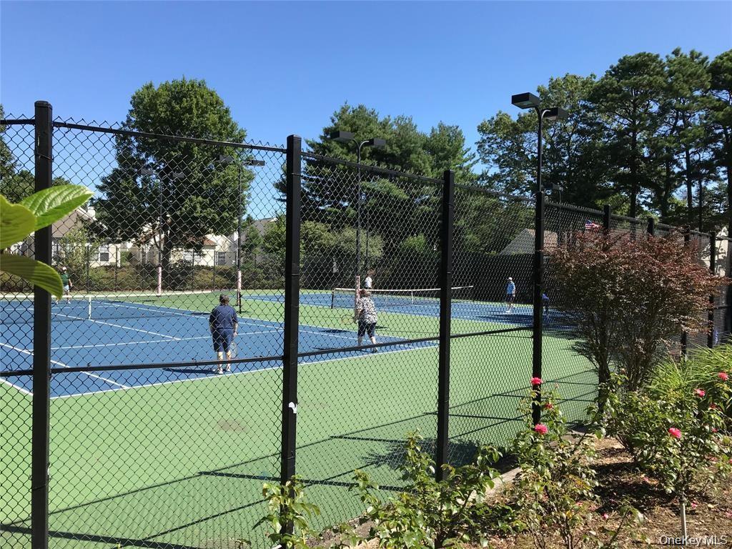 82 Glen Drive Ridge, NY 11961 - Photo 16 of 26