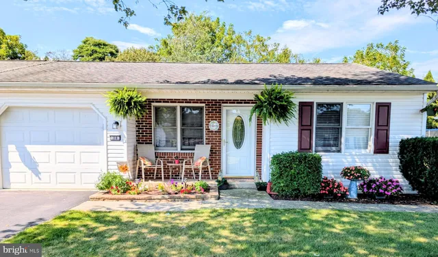 $205,900 | 18 May Drive, Dillsburg, PA 17019
