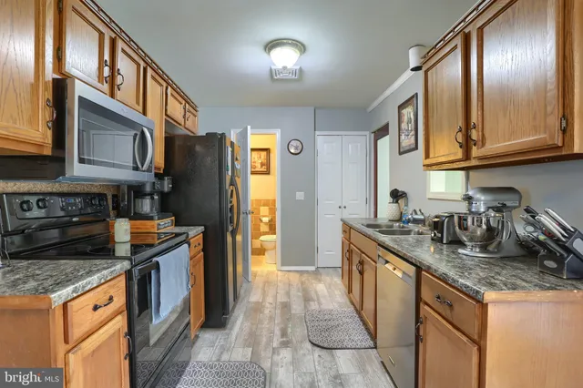 $205,900 | 18 May Drive, Dillsburg, PA 17019